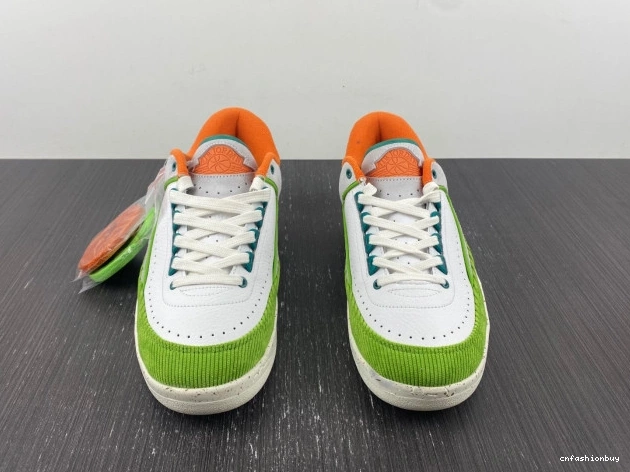 Jordan Low Retro 2 TITAN (W) DV6206-183 1024
